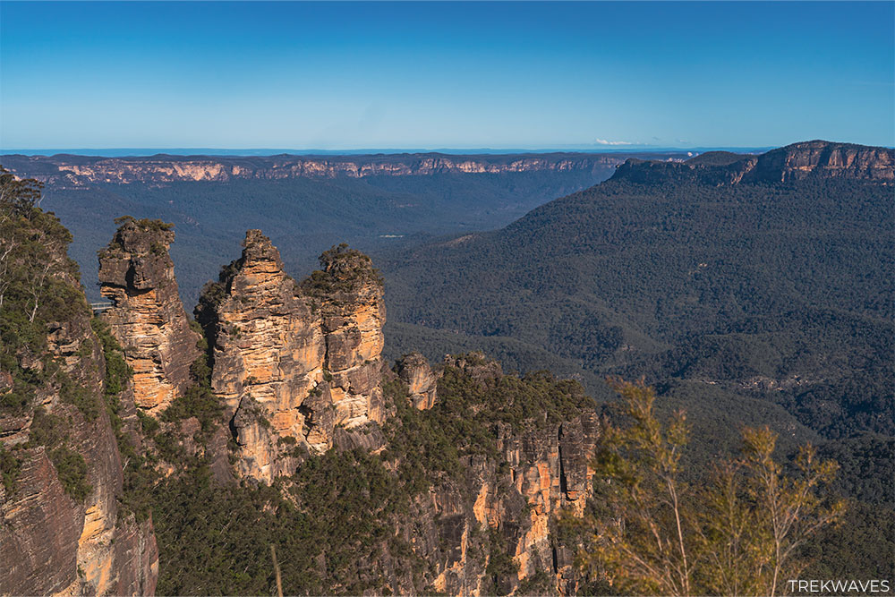 Three Sisters from Echo Point Lookout in Blue Mountains