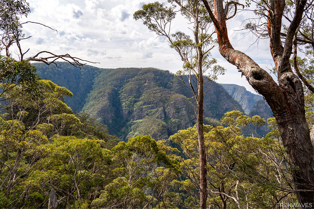 thurat walls from kalang falls walk