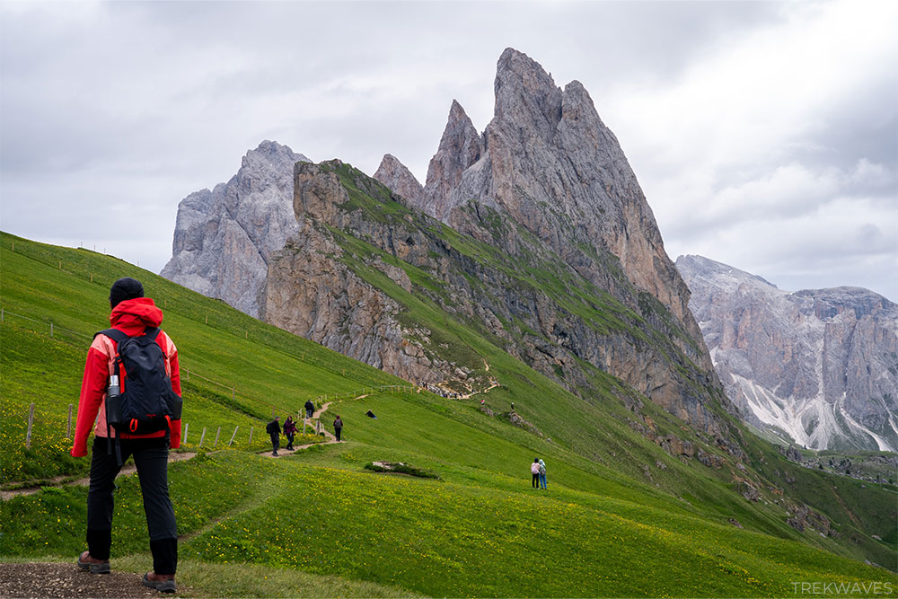 seceda ridgeline dolomites