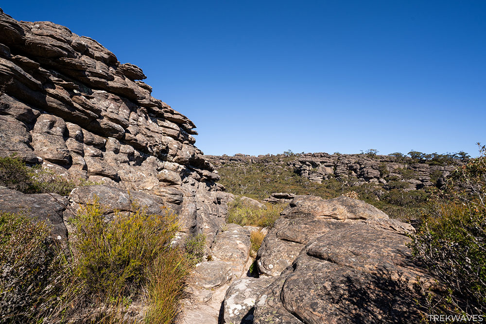 mount rosea summit trail grampians national park