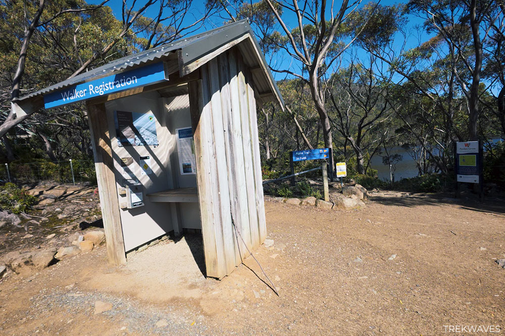 tarn shelf circuit trail start mt field national park