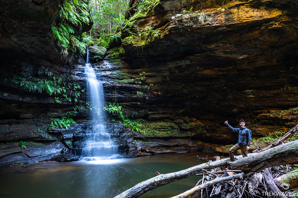 lawson cave falls blue mountains