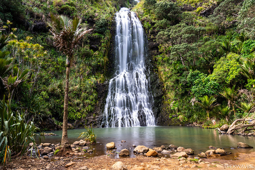 karekare falls waitakere ranges