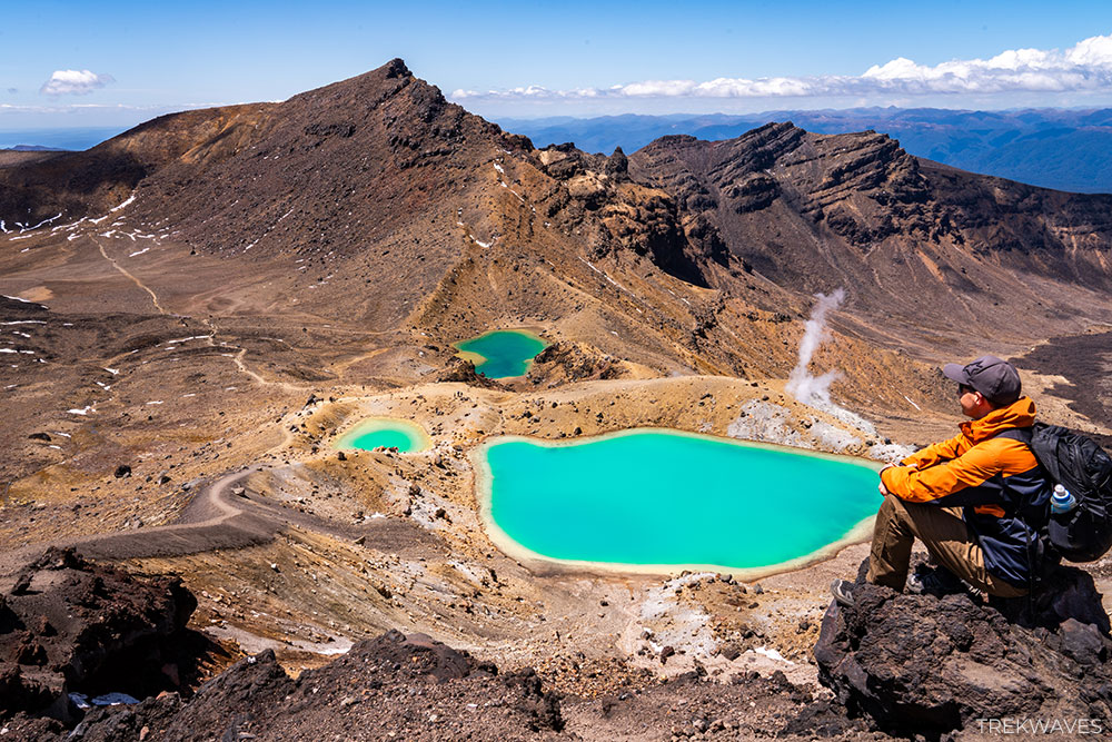 tongariro national park emerald lakes
