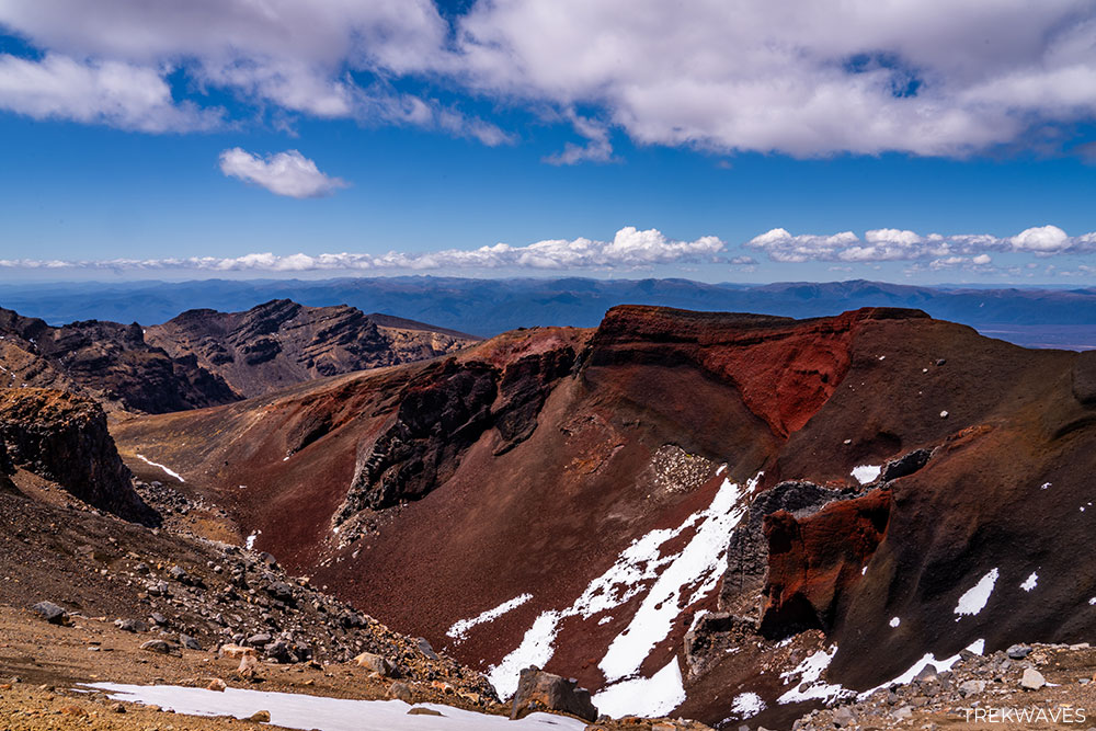 red crater view tongariro alpine crossing new zealand
