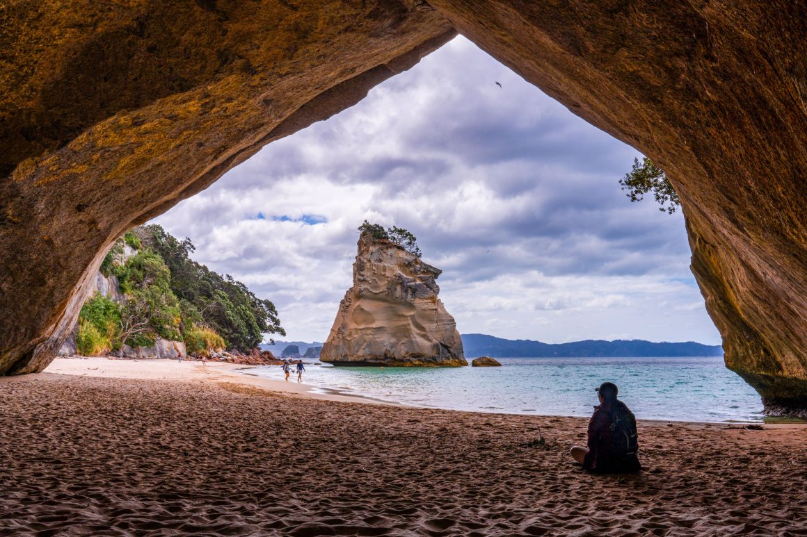 hahei travel guide and best things to see - 2 day itinerary