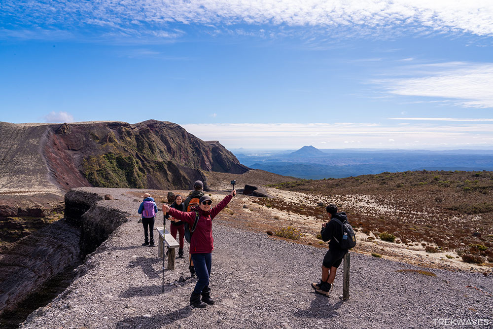 mt tarawera hike trail start rotorua new zealand