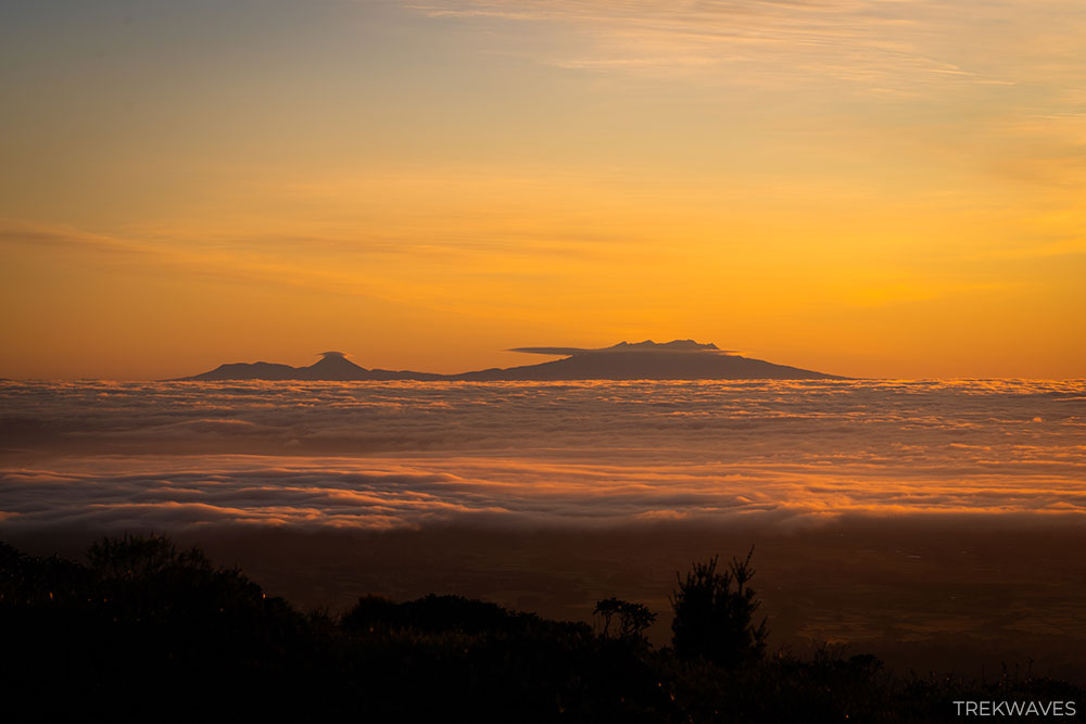 sunrise startford plateau tongariro volcanoes